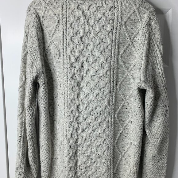 Wind River Heritage Men’s Heavy Cable-Knit Sweater – Medium - Picture 7 of 14